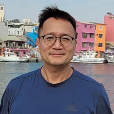Dominic Meng-Hsuan Yang